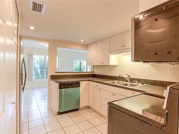 2nd image of 200 Maitland Ave APT 233
