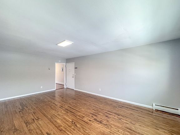 4th image of 311 Blake St #41