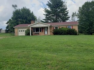 1617 Cranberry Rd, Galax, VA 24333