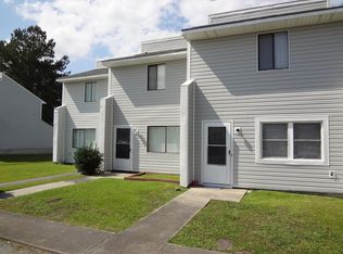 105 Kim Ave APT B, Havelock, NC 28532