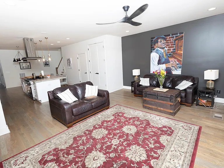 5821 Maxon Ave — Photo 11