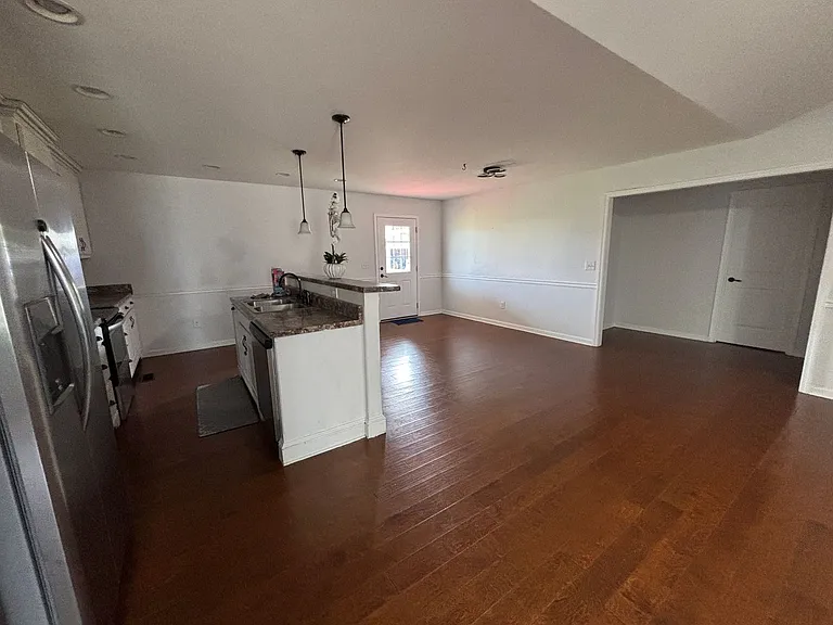 155 Raspberry Dr — Photo 4