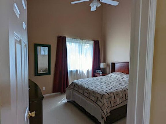 4th image of 15640 25th Pl N Unit D