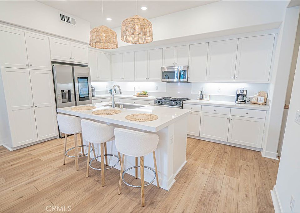 1st image of 27212 Diamond Peak Ln #203