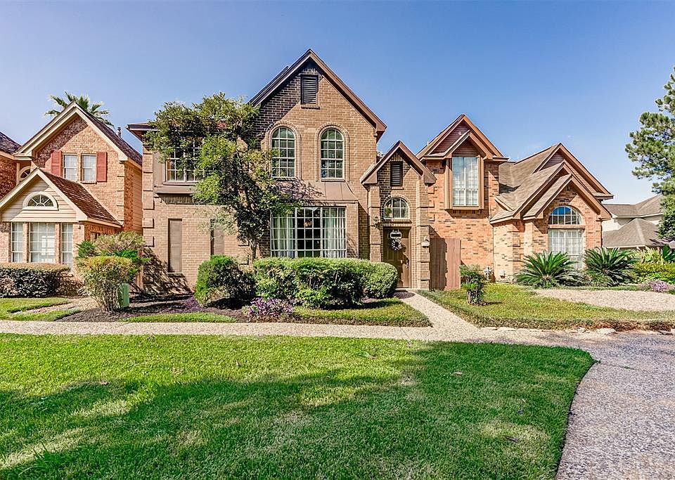 1st image of 6712 Queensclub Dr