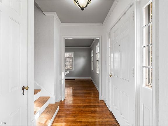 2nd image of 120 Morgan Ave
