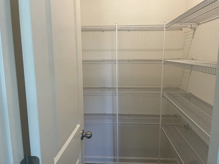 349 Sporting Dr — Photo 17