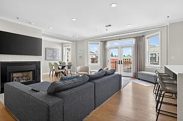 629 Jefferson Street, #8