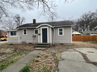 1501 W Linden Ave, Independence, MO 64052