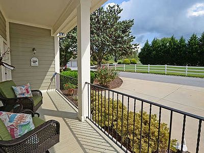 2nd image of 2263 Eastgate Dr