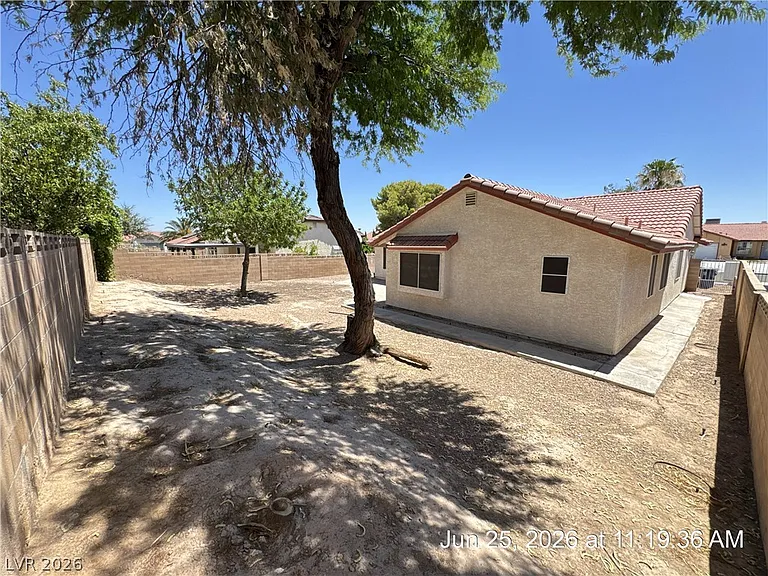 7931 Stone Wall Dr — Photo 28