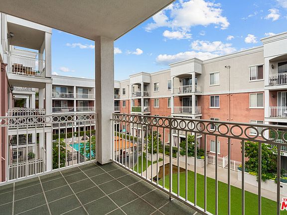 5th image of 3740 Santa Rosalia Dr APT 326