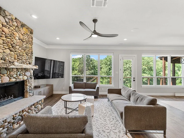 621 Somerset Dr — Photo 8