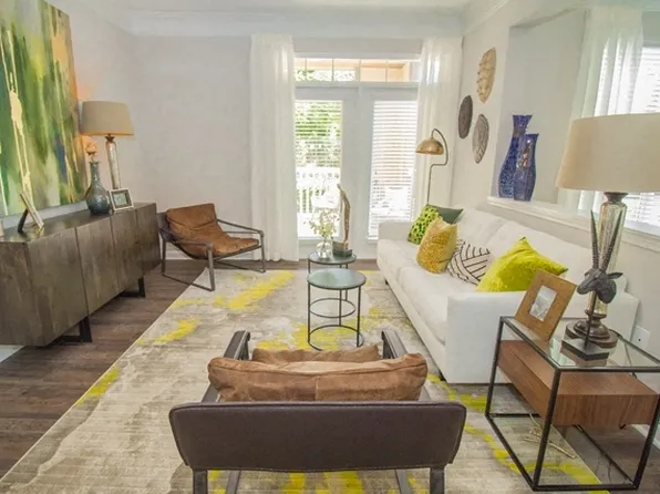 Woodhaven at Park Bridge Apartments