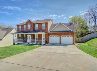 307 Silver Oak Dr, Gray, TN 37615