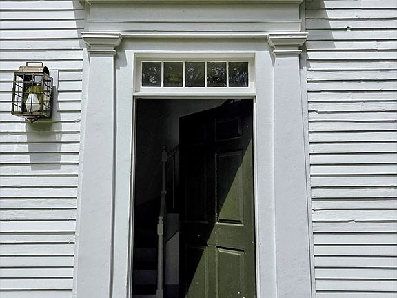 2nd image of 130 West Rd