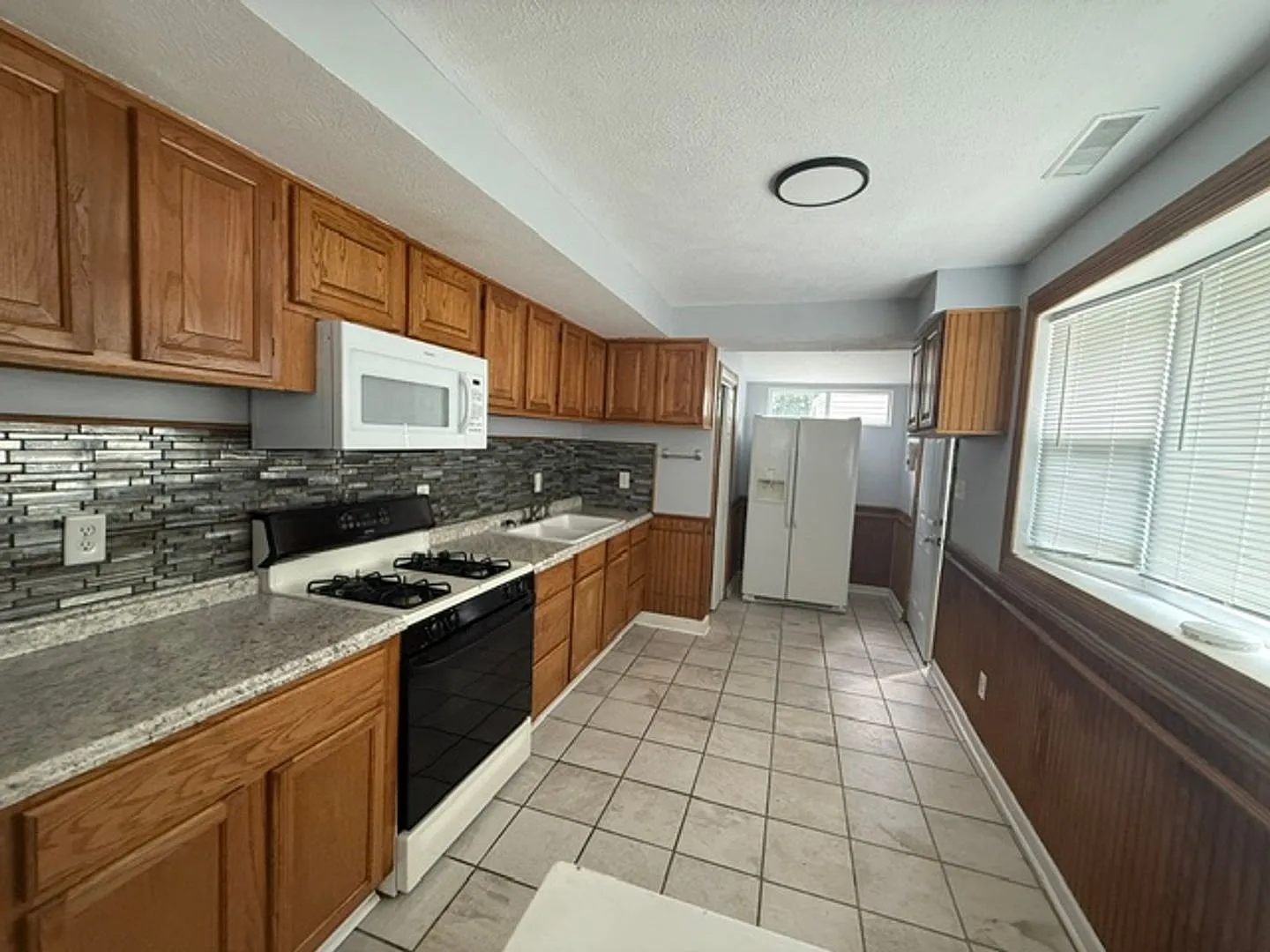 57 Bonnie Court — Photo 3