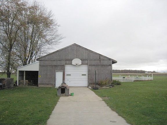 3rd image of 1140 County Road 956