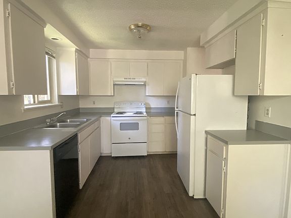 5th image of 8019 N Bicentennial Loop SE Unit D