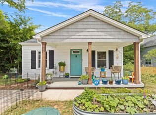 304 Cherry St, Dallas, NC 28012