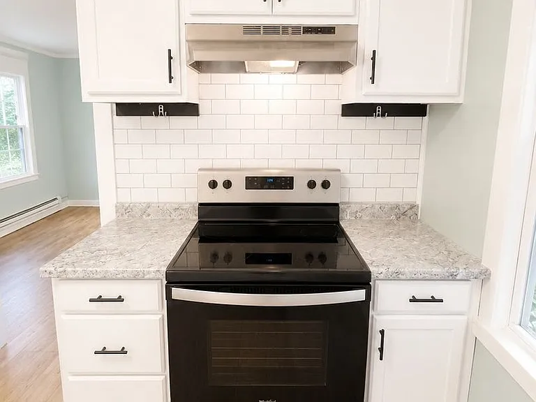 1031 N Harris St — Photo 1