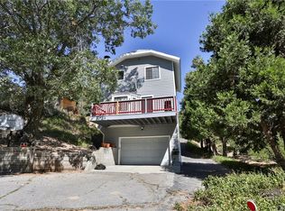 426 Darfo Dr, Crestline, CA 92325