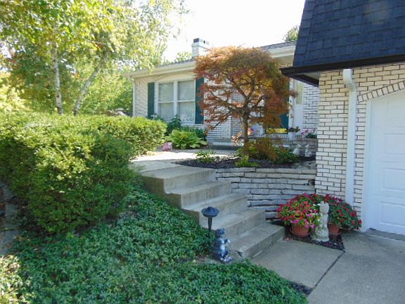 2nd image of 4502 W Broyhill Ct