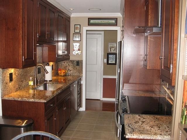 2nd image of 110 N Duke St APT 203