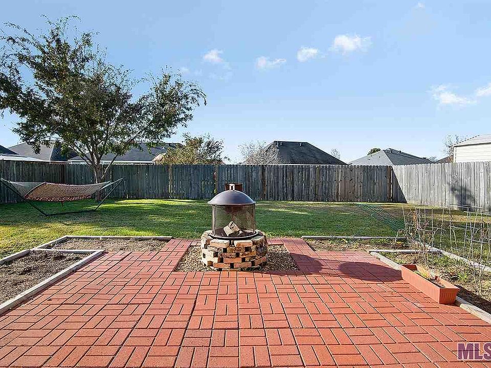 1st image of 35953 Sarasota Ave