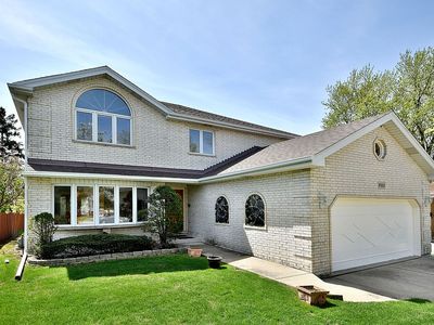 8123 W Oak Ave, Niles, IL, 60714