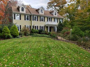 16 Benjamin Tripp Rd, Westport, MA 02790