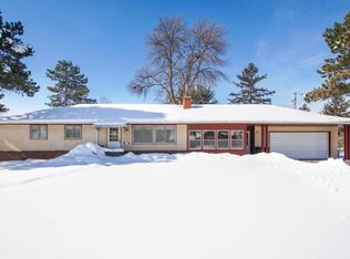 6001 Ewing Ave N, Brooklyn Center, MN 55429