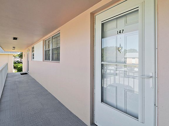 4th image of 18081 SE Country Club Drive #147