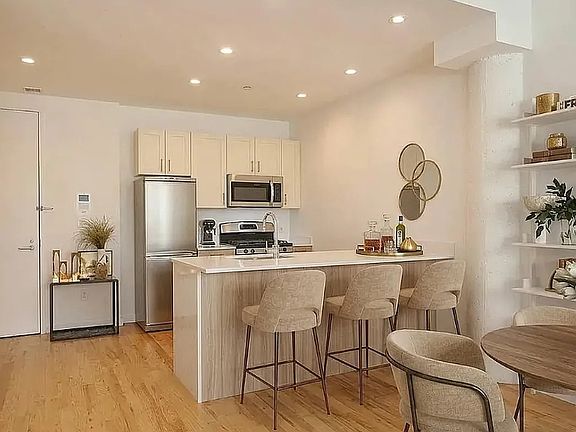 2nd image of 55 Hope St #210A