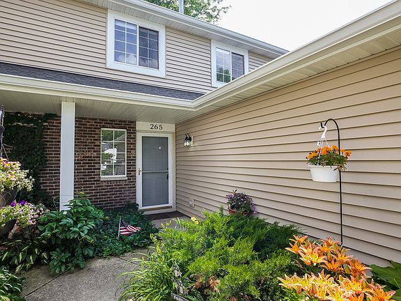 3rd image of 265 Brittany Dr #E