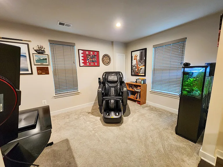 719 Sky Bridge Dr — Photo 25