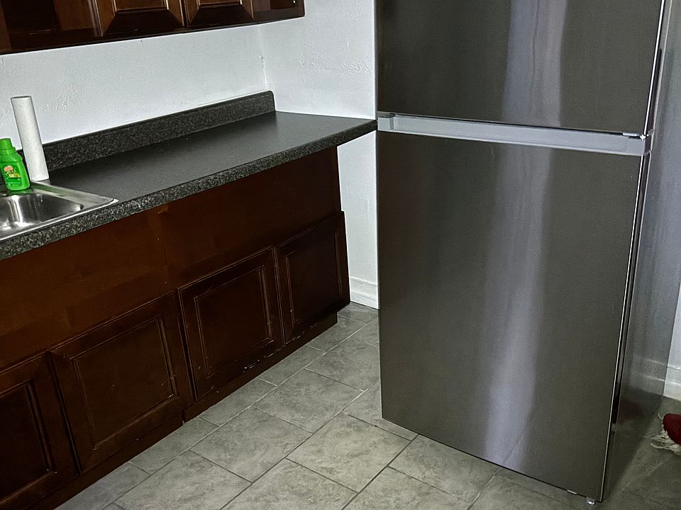 307 N 10th St Reading PA Zillow