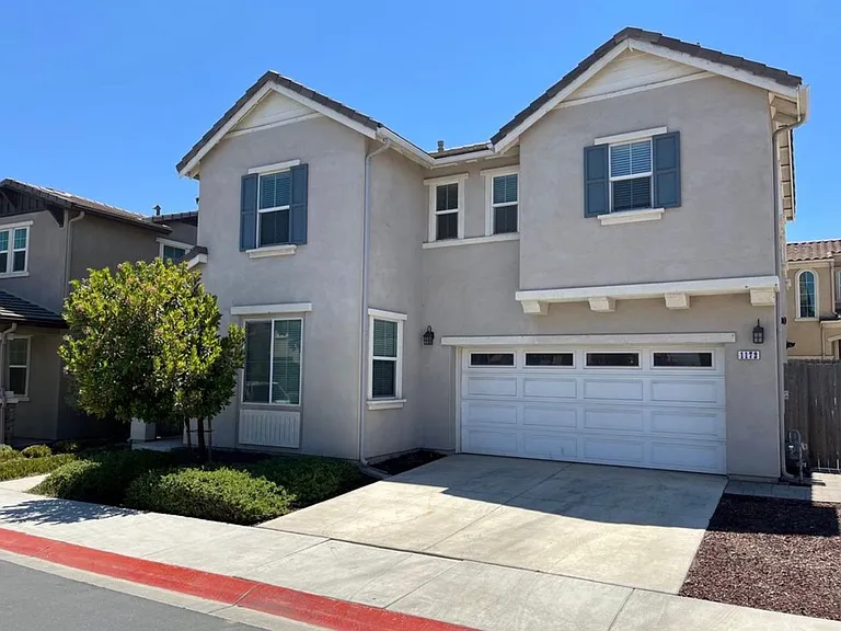 1172 Fox Field Ln — Photo 1