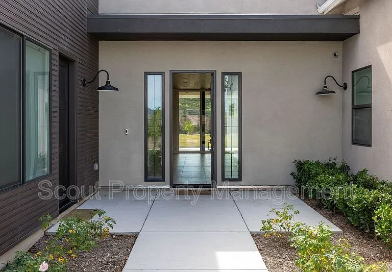 32195 Daybrook Ter — Photo 4