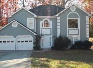 597 Old Friar Tuck Ln, Stone Mountain, GA 30087