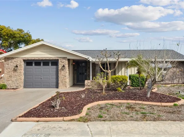 6811 Alta Vista St, Port Richey, FL 34668