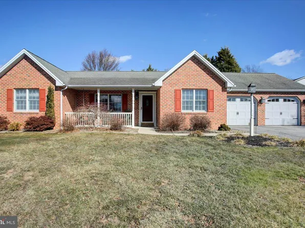 313 Bradley Ln, Shippensburg, PA 17257