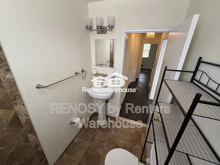 1614 S Ellamont St — Photo 6