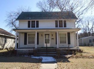 620 Adams St, Fredonia, KS 66736