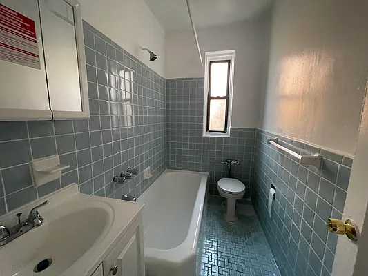 Rented by EZ Sell Realty | media 27