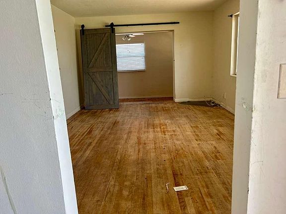 5th image of 108 NE 22nd Street