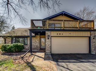 201 N River Rd, Naperville, IL 60540