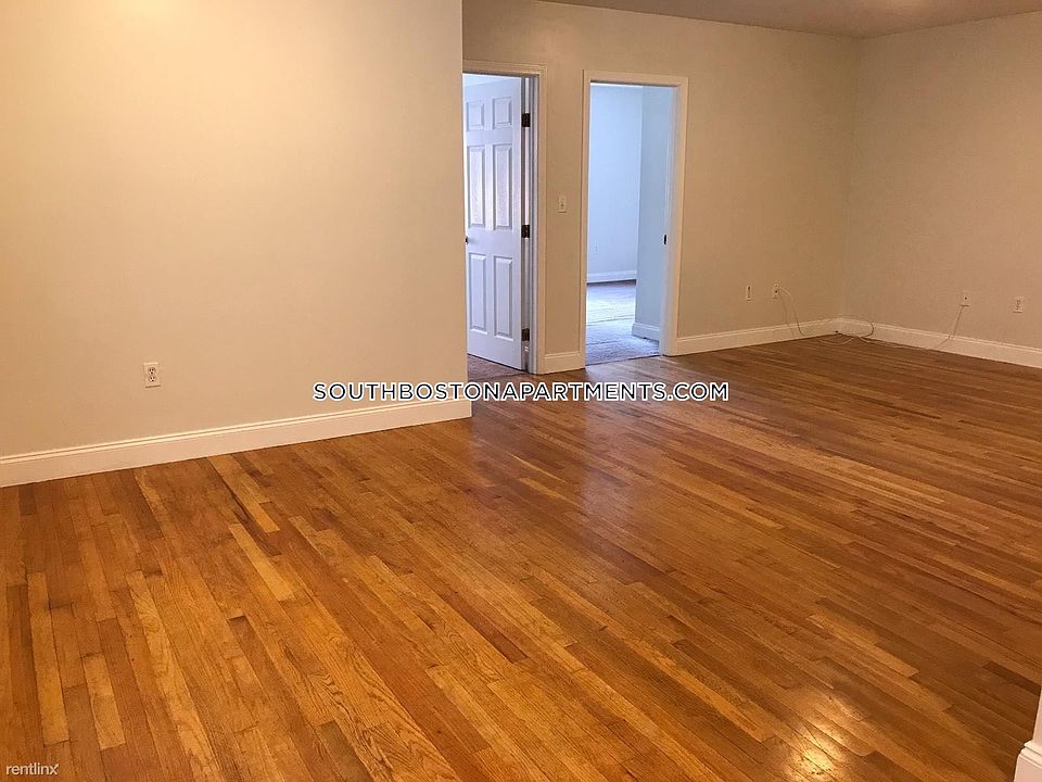 1503337789-livingroom