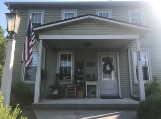 828 Lawn Rd, Lawn, PA 17078