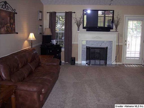5th image of 299 Pebble Creek Dr